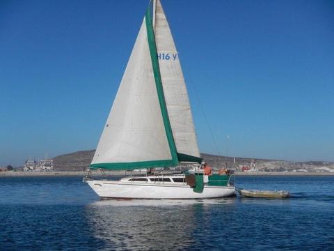 32ft Muira Yacht with Mooring For Sale (Royal Cape Yacht Club)