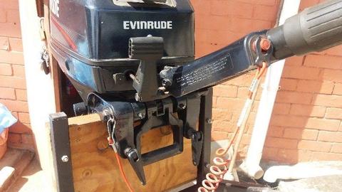 15 HP Evinrude Outboard Motor