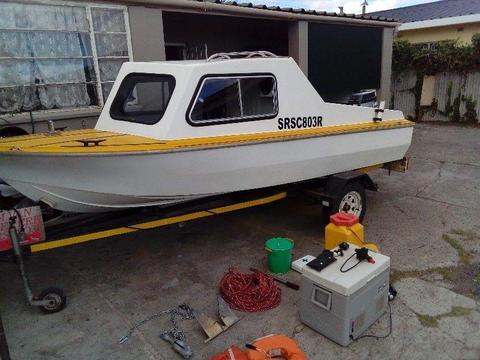 4.5m cabin boat