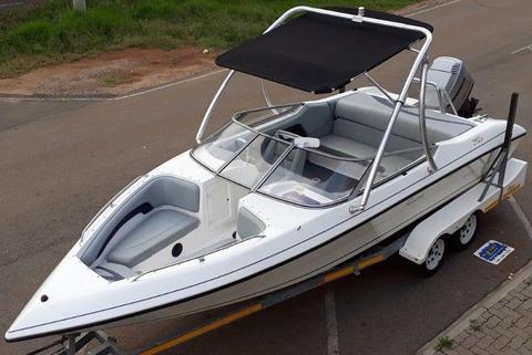 2002 Panache 2150 with 225hp Mariner EFI