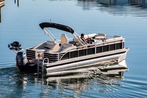 Watermark 7500 AL Recliner Edition Pontoon Boat