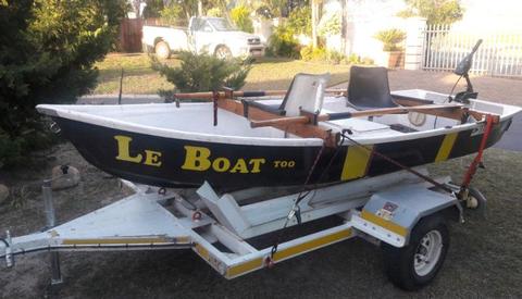 Bass Boat with Elect motor, trailer and Fish finder