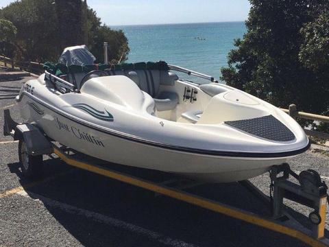 Sensation 5 seater boat for sale R45000 (onco)