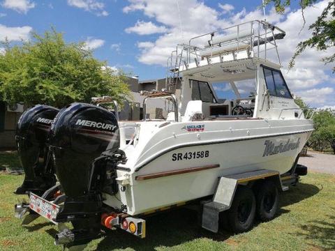 cobra cat 700 cabin with 2 x 150 hp mercury 4 strokes low hours !!!!!!!!!!