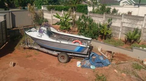 Darodo boat and trailer