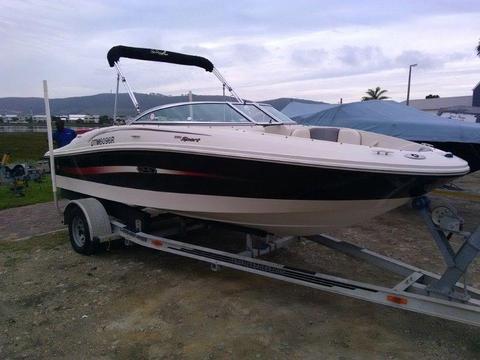 Immaculate SEA RAY 195 SPORT WITH 4.3MPI MERCRUISER