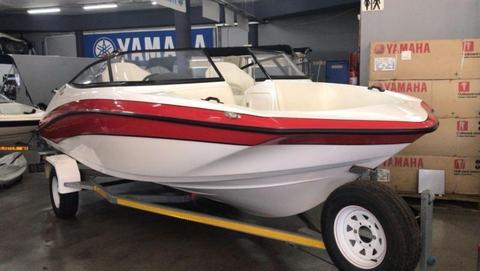 New MYSTIQUE 190 multipurpose boat with Yamaha 4stroke 150 HP inland/offshore boat