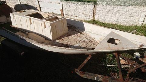 Boat and trailer project needs work