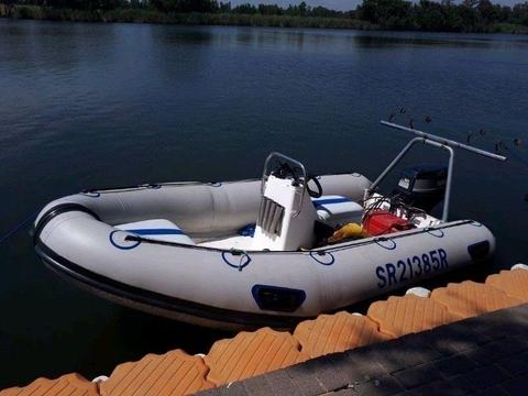Semi rigid rubber duck - Yamaha
