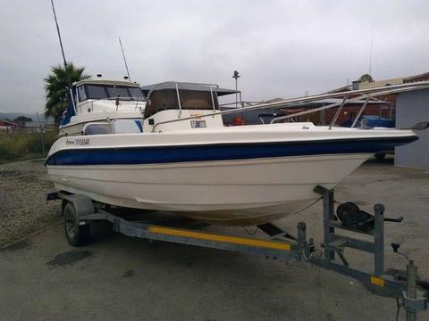 19FT EXPLORER CC WITH 150HP YAMAHA FOUR STROKE