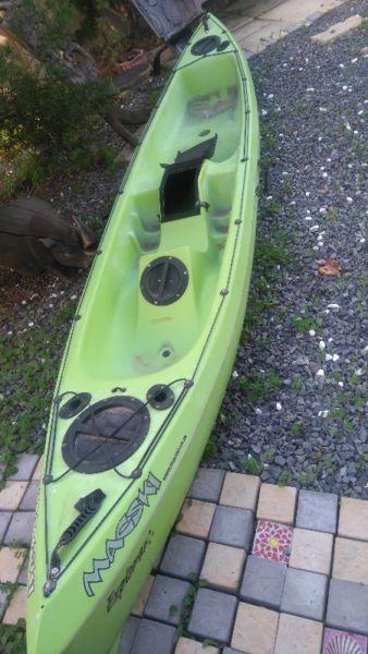 MacSki Explorer: 2 person Fishing Kayak includes oar and needs light TLC