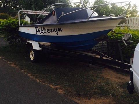 Bargain!!! 17ft boat on breakneck trailer