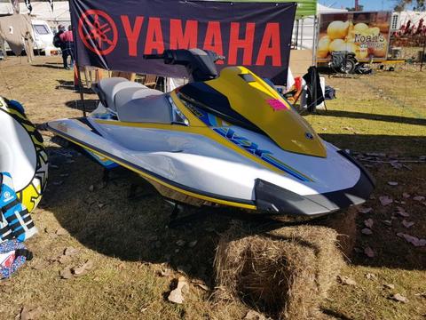 NEW - YAMAHA VX 1050 JETSKI with Ride system