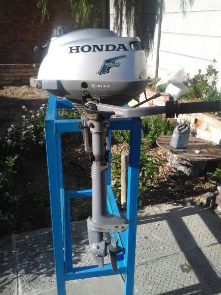 Honda 2.3hp Outboard Engine - 4 Stroke