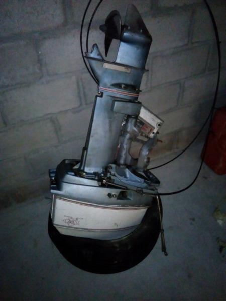 Out board boat motor for sale unknown condition
