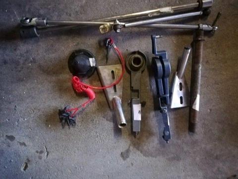 VARIOUS STAINLESS STEEL ROD HOLDERS + BOAT ACCESORIES
