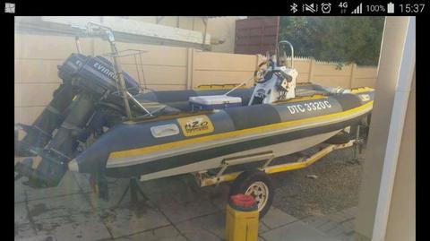 4.8 meter Cat hull RubberDuck Evinrude 30hp Electric Start