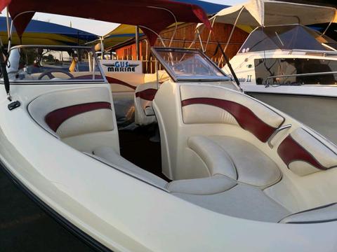Breeze 2050 Mercury 200 Efi