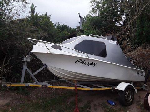 Cabin Boat for sale R20 000,00 ONCO (serious offers only)