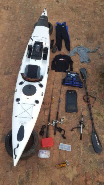 Stealth Fisha 460 Kayak with all accesories(in one package deal ONLY)