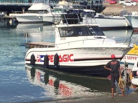 Citation 900 2x Yamaha F300 four Strokes