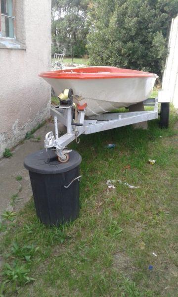 Boat without trailer