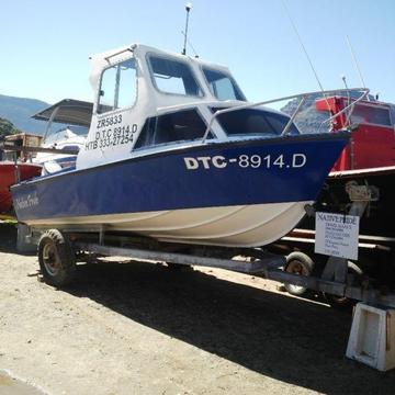 Urgent boat for sale. Price has been dropped from R50 000 to R45 000