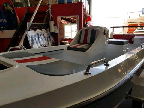 Witblitz boat