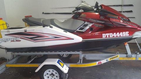 FX 1800 HO jetski