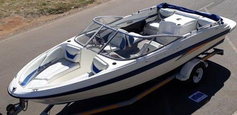 2004 Bayliner 2050 with 5.0L V8 Mercruiser MPI with Alpha 1 Gearbox