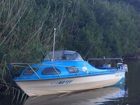 All-round cabin boat with 2 x 60HP Yamaha motors