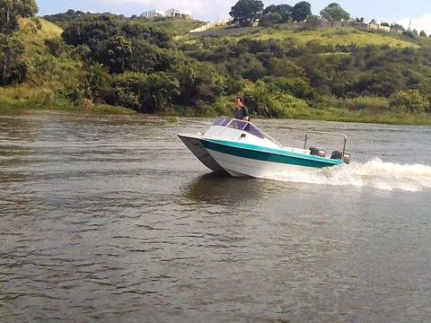 16 FOOT ORION CAT WITH TWO YAMAHA RELIABLE 40 HP 3 CYR MOTORS ON GALVANISED BREAKNECK TRAILER