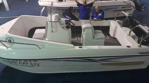 New Cobra Cat 525 Forward and Center Console with NEW motor options 70Hp - 100Hp