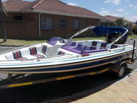 18ft Scimitar Ski Boat for Sale
