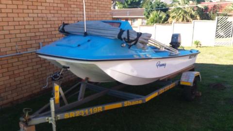 Arrowhead 4.2m river boat