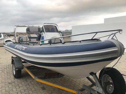 Falcon 5.75 with 2 x 60Hp Yamaha (LOW HOURS)