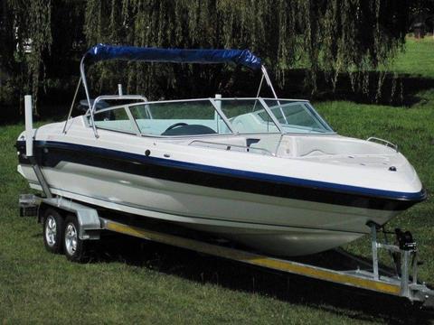 2005 Panache 2150 with Evinrude E-Tec 225Hp H.O direct injection