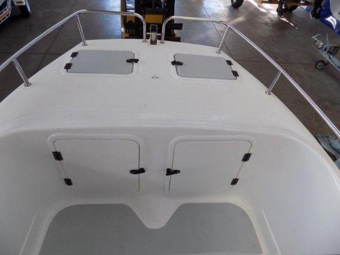 seacat 16 ft centre console 2 x 60 hp yamahas