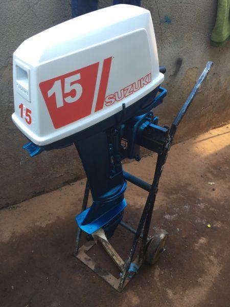15hp Suzuki outboard motor forsale