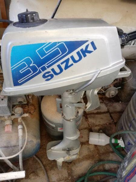 Suzuki 3,5hp boat motor, 2 seater canoe, Paddle ski for sale