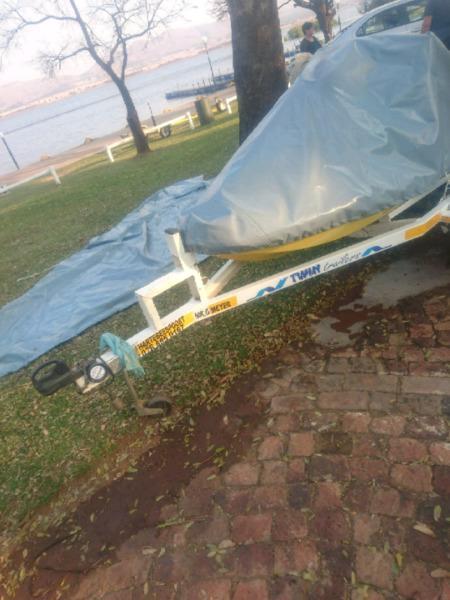 Raven speedboat