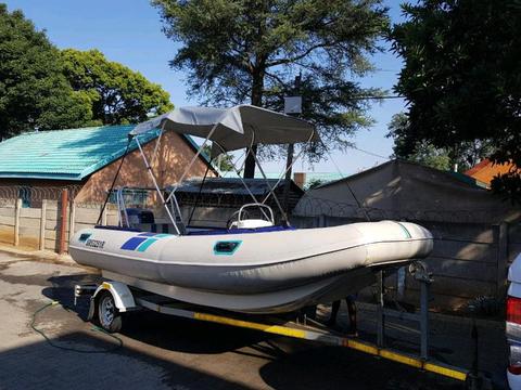 Semi Rigid Prestige 550 Rubber duck for sale!