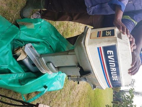 Evenrude 35hp tiller arm Boat Motor