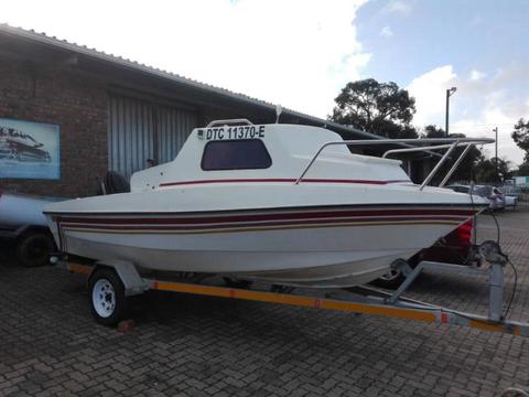 4.8m Navarone