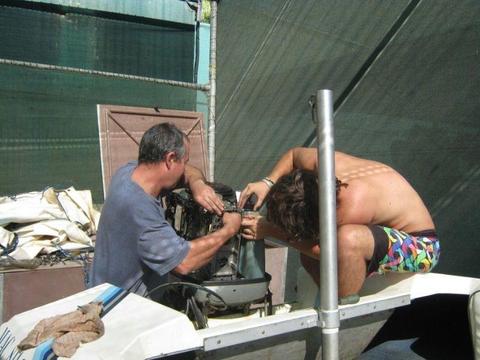 Pieter's Outboard Repairs