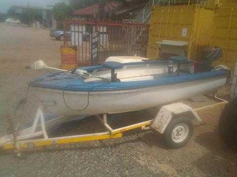 Fishermans boat & motors