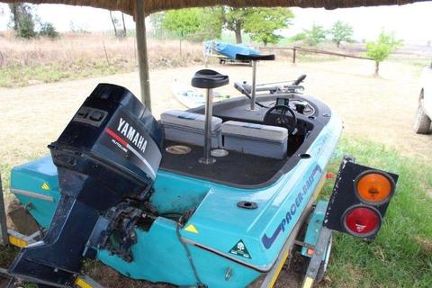 Pacer Bass Boat with a 40hp Yamaha