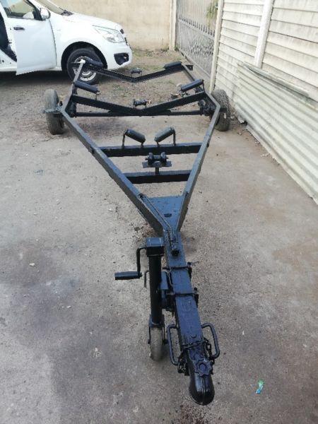 2nd hand trailer- Suitable for 4.5m boat
