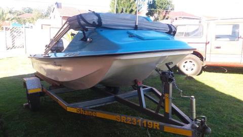 Arrowhead boat motor and trailer