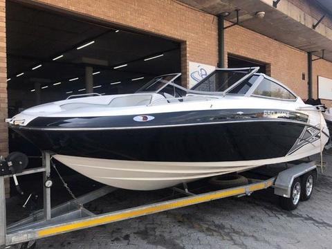 2016 Odyssey 650 Sundeck with Mercruiser v8 5.0 litre inboard engine in new condition - Linex